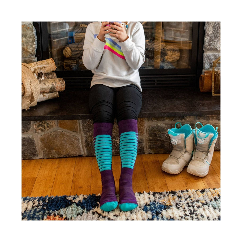 Darn Tough Vermont Kids' Skipper Edge Over The Calf Midweight Ski and Snowboard Sock - Nightshade - Lenny's Shoe & Apparel