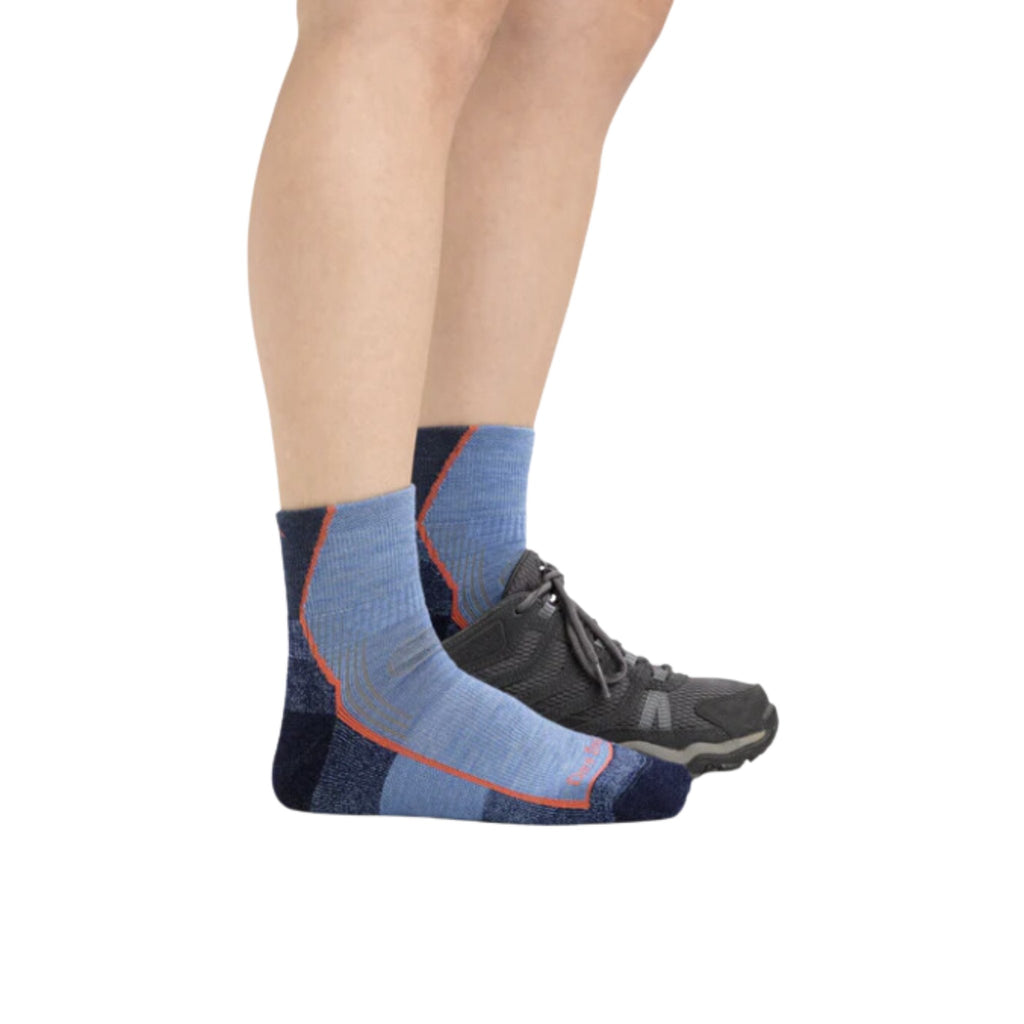 Darn Tough Vermont Women's Hiker Quarter Midweight Sock - Denim - Lenny's Shoe & Apparel