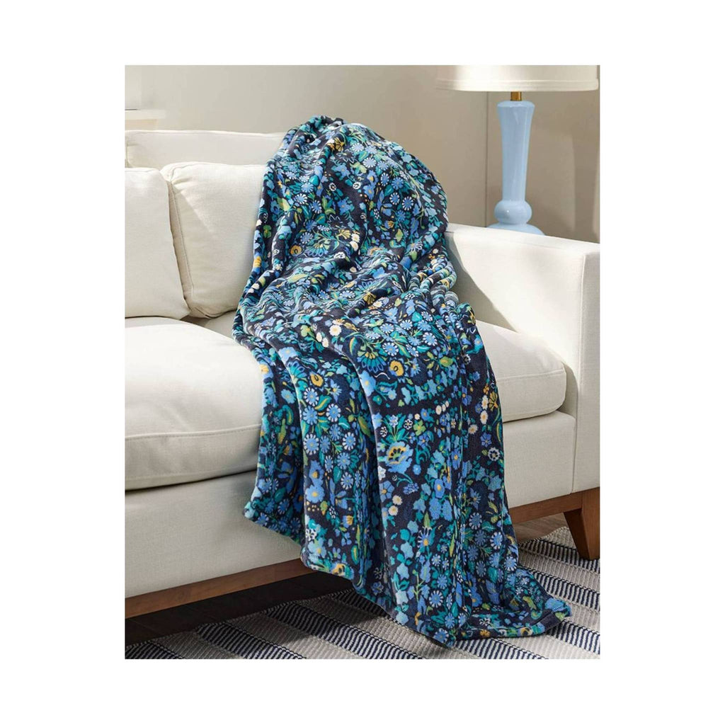 Vera Bradley Plush Throw Blanket - Dreamer Paisley - Lenny's Shoe & Apparel